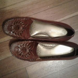 Pierre Dumas Women loafer shoes,10B,Brown.